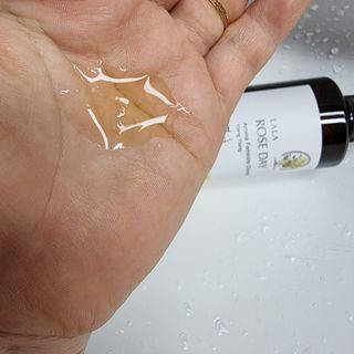 라라로즈데이 시즌2 여성청결제 200ml 아로마 페미민 클렌저, 독일더마인증 — 5점을 준 리뷰어가 2021년 9월 올린 사용 사진