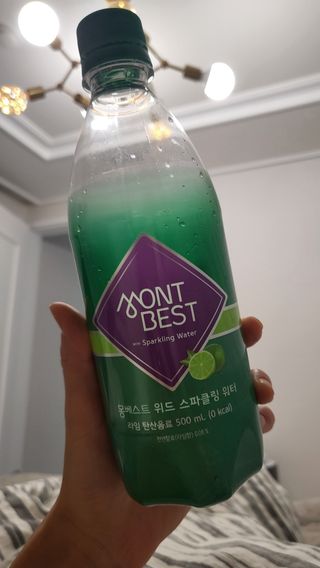 몽베스트 Montbest with Sparkling water Lime20병 — 5점을 준 리뷰어가 2021년 10월 올린 사용 사진