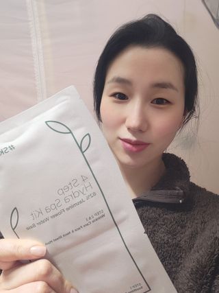 태그스킨 4스텝 주름개선 피부미백 영양 마스크팩 3개 세트(최신버전) — 5점을 준 리뷰어가 2022년 3월 올린 사용 사진