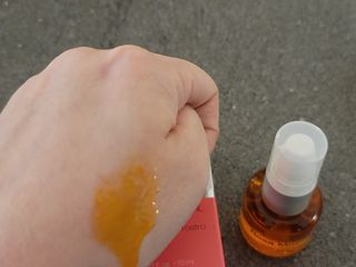 유니베르소 로즈힙 오일 15ml — 4점을 준 리뷰어가 2021년 7월 올린 사용 사진