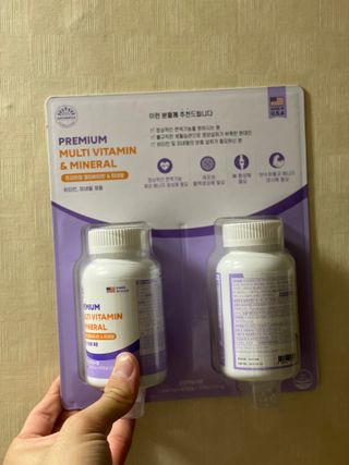 서울약사신협 네이처픽_멀티비타민&미네랄_1,000mg x 120캡슐 — 5점을 준 리뷰어가 2021년 9월 올린 사용 사진