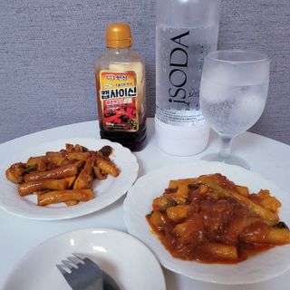 한성기업 무볼레 닭떡볶이+해물떡볶이 2종 세트 — 5점을 준 리뷰어가 2021년 10월 올린 사용 사진