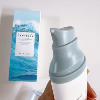 [스킨1004] 마다가스카르 센텔라 히알루-시카 워터핏 선세럼 50ml — 5점을 준 리뷰어가 2024년 5월 올린 사용 사진