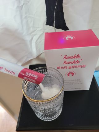 메디포스트 모비타 미쓰리 글루타치온 30포 — 5점을 준 리뷰어가 2022년 12월 올린 사용 사진