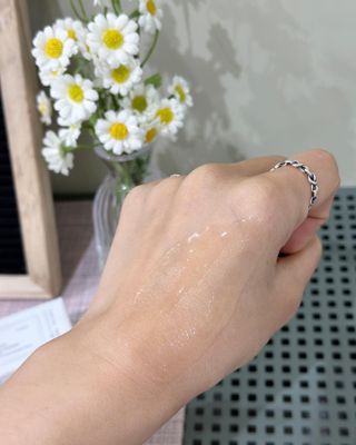 에센느 닥터 멜라닌 화이트닝 앰플 — 5점을 준 리뷰어가 2023년 6월 올린 사용 사진