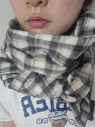 노르딕아일랜드 머플러 아이슬란드 체크 — 5점을 준 리뷰어가 2021년 11월 올린 사용 사진