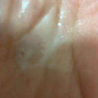 프리마인 더이상 뻣뻣하고 효과없는 탈모샴푸는 NO. 근본부터 케어하는 셀베이스 그린티샴푸(500ml) — 4.5점을 준 리뷰어가 2023년 1월 올린 사용 사진