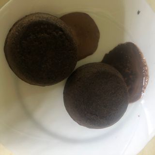 롯데제과 까망카스타드 더블초코 — 5점을 준 리뷰어가 2021년 5월 올린 사용 사진
