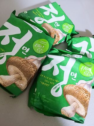 [풀무원] 자연은맛있다 정면, 백면, 홍면  세트 — 4점을 준 리뷰어가 2021년 4월 올린 사용 사진