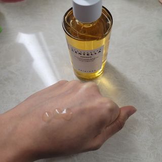 [스킨1004] 마다가스카르 센텔라 앰플 100ml — 5점을 준 리뷰어가 2024년 5월 올린 사용 사진