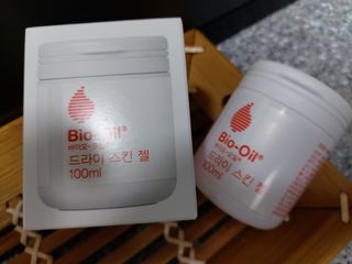 바이오오일 [바이오-오일] 드라이 스킨 젤 100ml — 5점을 준 리뷰어가 2021년 5월 올린 사용 사진