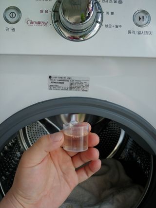 라라앤모어 유아 액체세제+세탁기클리너 — 5점을 준 리뷰어가 2022년 3월 올린 사용 사진
