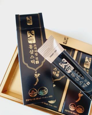 헬스업_천명진프리미엄홍삼스틱_10ml x 30포 — 5점을 준 리뷰어가 2021년 3월 올린 사용 사진