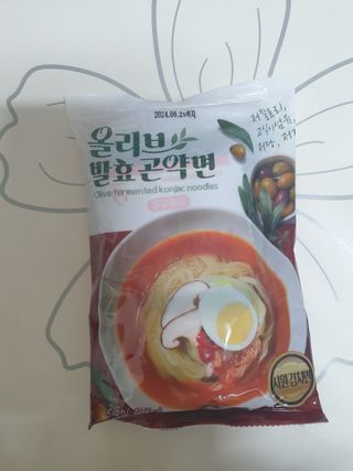 클린24시간 올리브발효곤약면 시원김치면 1세트-(3봉) — 5점을 준 리뷰어가 2023년 12월 올린 사용 사진