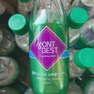 몽베스트 Montbest with Sparkling water Plain 20병 — 5점을 준 리뷰어가 2023년 2월 올린 사용 사진