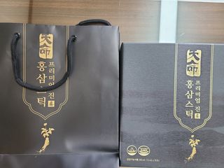 헬스업_천명진프리미엄홍삼스틱_10ml x 30포 — 5점을 준 리뷰어가 2021년 2월 올린 사용 사진