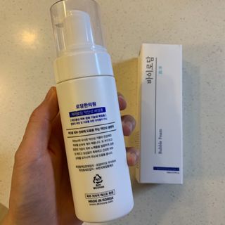 [바이로담] 저자극 약산성버블 폼 폼클렌징 150ml — 5점을 준 리뷰어가 2021년 4월 올린 사용 사진