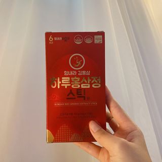 힘내라김홍삼 하루홍삼정스틱 10g x 10포 — 5점을 준 리뷰어가 2021년 3월 올린 사용 사진