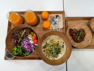 코끼리 더 샐러드 카페 뚝섬점 [코끼리 더 샐러드 카페] 공팔리터 set 뚝섬유원지점 — 5점을 준 리뷰어가 2022년 1월 올린 사용 사진