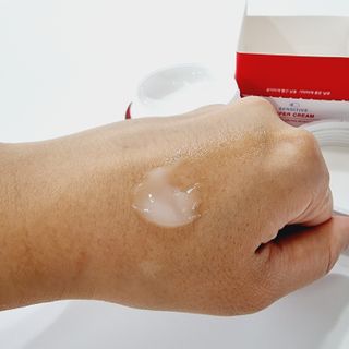 레드투래드 센서티브 슈퍼 크림 50ml — 5점을 준 리뷰어가 2021년 8월 올린 사용 사진