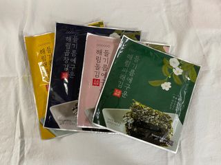 [해림맛김] 들기름에 구운 바삭바삭 김 4종 세트 + 1종 랜덤발송 총5개입 — 5점을 준 리뷰어가 2021년 2월 올린 사용 사진