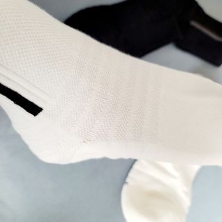 [사이즈가 있는 양말 필로이] 남자 골프 스포츠 발목 양말 2족 세트【 S, M, L, XL】4가지 사이즈 — 5점을 준 리뷰어가 2022년 8월 올린 사용 사진