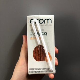 이롬 erom 황성주박사의 국산콩 두유 호두와 아몬드 — 4.5점을 준 리뷰어가 2020년 12월 올린 사용 사진