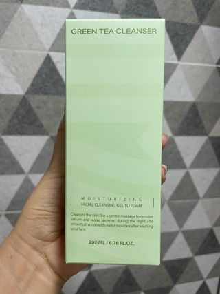 프리마인 메이크업과 들뜨는 각질까지 한방에 깐달걀로! 순하기까지한 셀베이스 그린티클렌저(200ml) — 5점을 준 리뷰어가 2023년 1월 올린 사용 사진