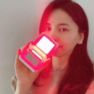 LEDi:Y(레이디) 에임텍 LED 뷰티디바이스 Ledi-y 레이디 — 5점을 준 리뷰어가 2023년 2월 올린 사용 사진