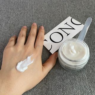 CONC 콩크 미로탐누스 안티링클 화이트닝 크림 — 5점을 준 리뷰어가 2021년 2월 올린 사용 사진