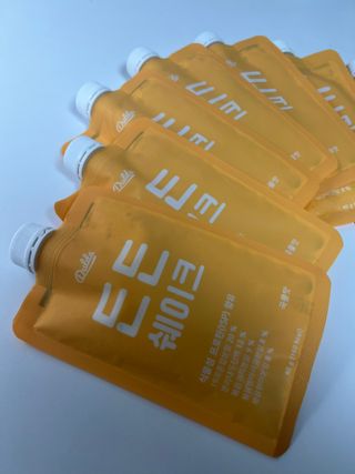 [덜다] 든든 식물성 단백질 쉐이크 40g X 7입 (곡물/딸기) — 5점을 준 리뷰어가 2023년 8월 올린 사용 사진