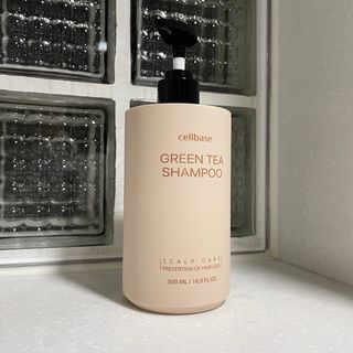 프리마인 더이상 뻣뻣하고 효과없는 탈모샴푸는 NO. 근본부터 케어하는 셀베이스 그린티샴푸(500ml) — 4점을 준 리뷰어가 2023년 1월 올린 사용 사진