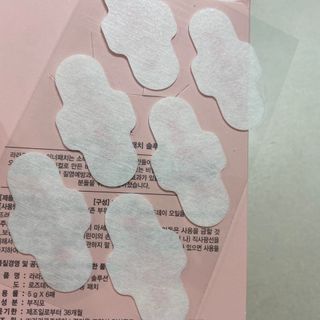 라라로즈데이 시즌2 천연 아로마오일 Y존 케어 속옷향수 이너퍼퓸 5ml  여성의 자존감을 UP시키자 — 5점을 준 리뷰어가 2021년 10월 올린 사용 사진