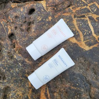 보타니티 촉촉수분자차 아쿠아핏 선 에센스 50ml + 보송톤업자차 징크 선 로션 50ml SPF50+ PA++++ (4/25) — 4.5점을 준 리뷰어가 2022년 5월 올린 사용 사진