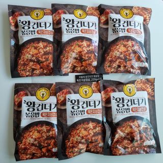 한성기업 무볼레 왕건더기 볶음밥 묵은지삼겹살 — 4점을 준 리뷰어가 2021년 10월 올린 사용 사진