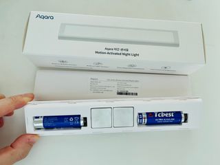 아카라 어두울 때만 켜지는 스마트 무선 센서등 — 5점을 준 리뷰어가 2021년 11월 올린 사용 사진