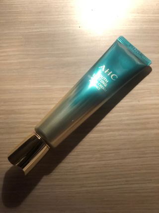 [NEW 탄력유턴 아이크림] AHC 유스 래스팅 리얼 아이크림 포 페이스 — 5점을 준 리뷰어가 2021년 2월 올린 사용 사진