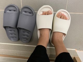 창신리빙 [프랑코 EVA 항균 욕실화] 똑똑한 정리 수납 — 5점을 준 리뷰어가 2021년 2월 올린 사용 사진