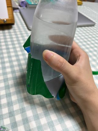몽베스트 Montbest with Sparkling water Plain 20병 — 5점을 준 리뷰어가 2022년 7월 올린 사용 사진