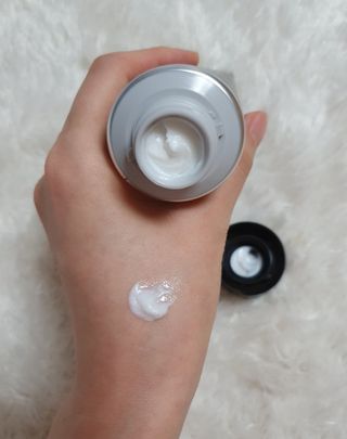 [갸스비] 지성 남성을 위한 포어케어 클렌징폼 — 5점을 준 리뷰어가 2021년 8월 올린 사용 사진