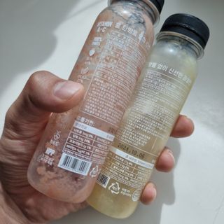 BLENDY'S 핑크 스무디+블론디 스무디 — 5점을 준 리뷰어가 2021년 9월 올린 사용 사진