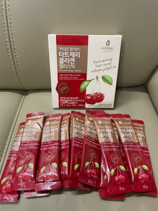 자연에온 가득담은 몽모랑시 타트체리 콜라겐 젤리스틱 — 5점을 준 리뷰어가 2020년 12월 올린 사용 사진