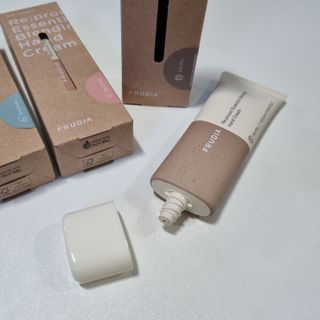 [후르디아] 끈적임 없는 착한성분 비건  핸드크림 3종 — 5점을 준 리뷰어가 2022년 2월 올린 사용 사진