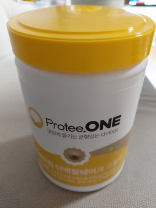 프로티원 단백질쉐이크 곡물맛 2주분 1통+보틀 — 4점을 준 리뷰어가 2021년 3월 올린 사용 사진