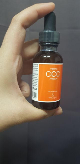 더마 사이언스 비타민 CCC 앰플 기미 브라이트닝 세럼 30ml — 5점을 준 리뷰어가 2021년 8월 올린 사용 사진