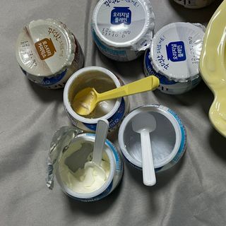 매일바이오 그릭요거트 오리지널 플레인 4개, 로스터리 커피믹스 4개 — 5점을 준 리뷰어가 2021년 12월 올린 사용 사진