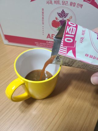 본황칠 이즙이 맛즙 ABC주스 30EA — 5점을 준 리뷰어가 2022년 8월 올린 사용 사진