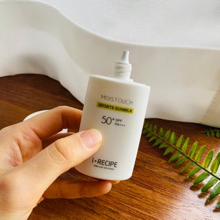 아이레시피 모이스트터치 스포츠 선밀크 50ml (SPF50+ PA+++) — 5점을 준 리뷰어가 2023년 2월 올린 사용 사진