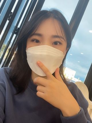 [심폐소생소] KF94 오늘의 마스크 대형 — 5점을 준 리뷰어가 2021년 10월 올린 사용 사진