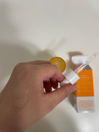 체르엠 스템앤셀 비타민 브라이트닝 에센스 30ml 1개 — 4점을 준 리뷰어가 2021년 6월 올린 사용 사진